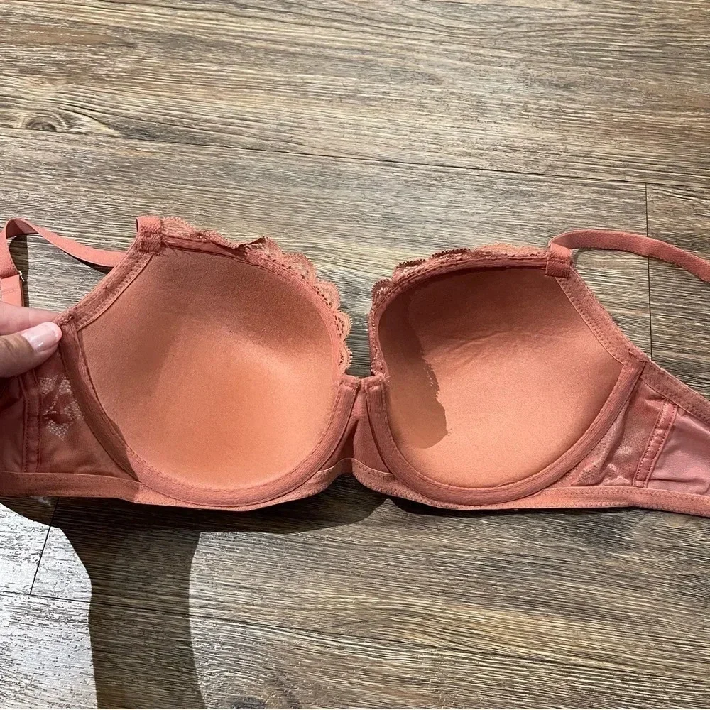 Victoria's Secret Salmon Pink Glitter Lace Dream Angels Demi Bra Womens Size 34D